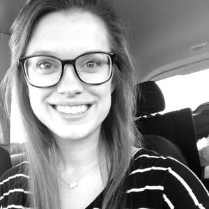 Meet your Posher, Abbie